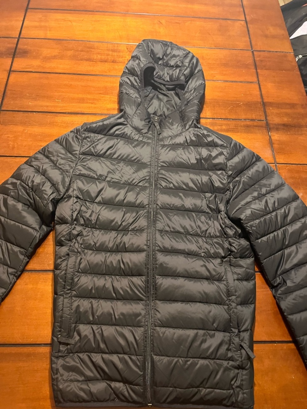 Amazon Essentials Black Quilted Hooded Puffer Jacket